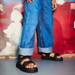 EUC Dr. Martens Black Leather Kyle J Adjustable Sandals in Kids US 2